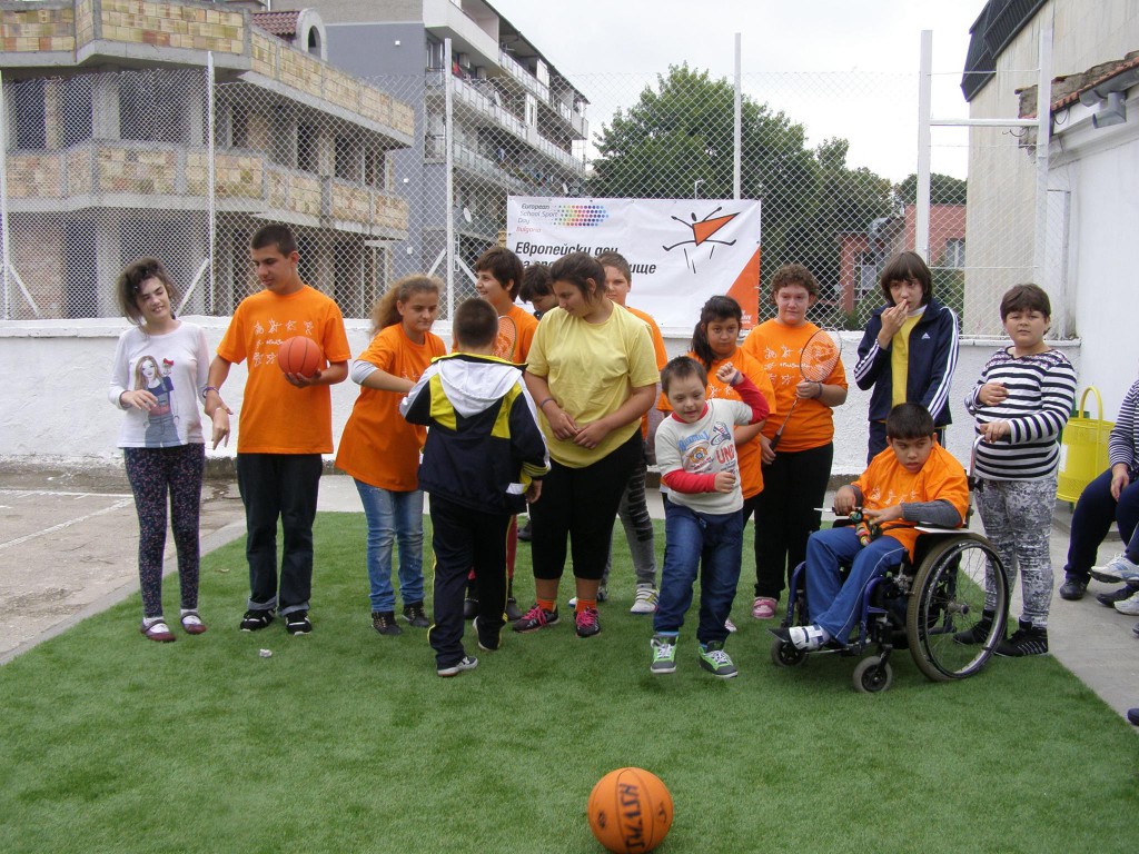 12052359_10203780924358453_4069128055733424511_o